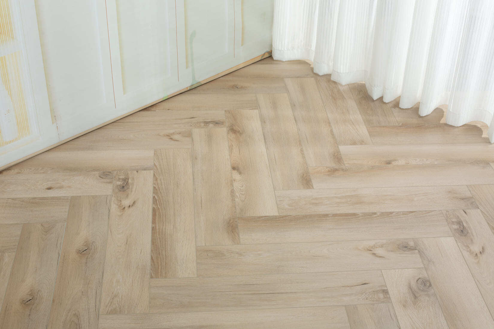 Плитка SPC "OneFloor" 3009 А,В  ЁЛКА (640*128*4 мм) — купить в Северодвинске