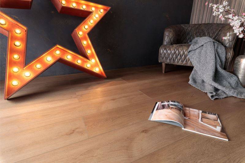 Замковая ПВХ плитка "Aquafloor" AF8024XXL (1800*228*8 мм) — купить в Северодвинске