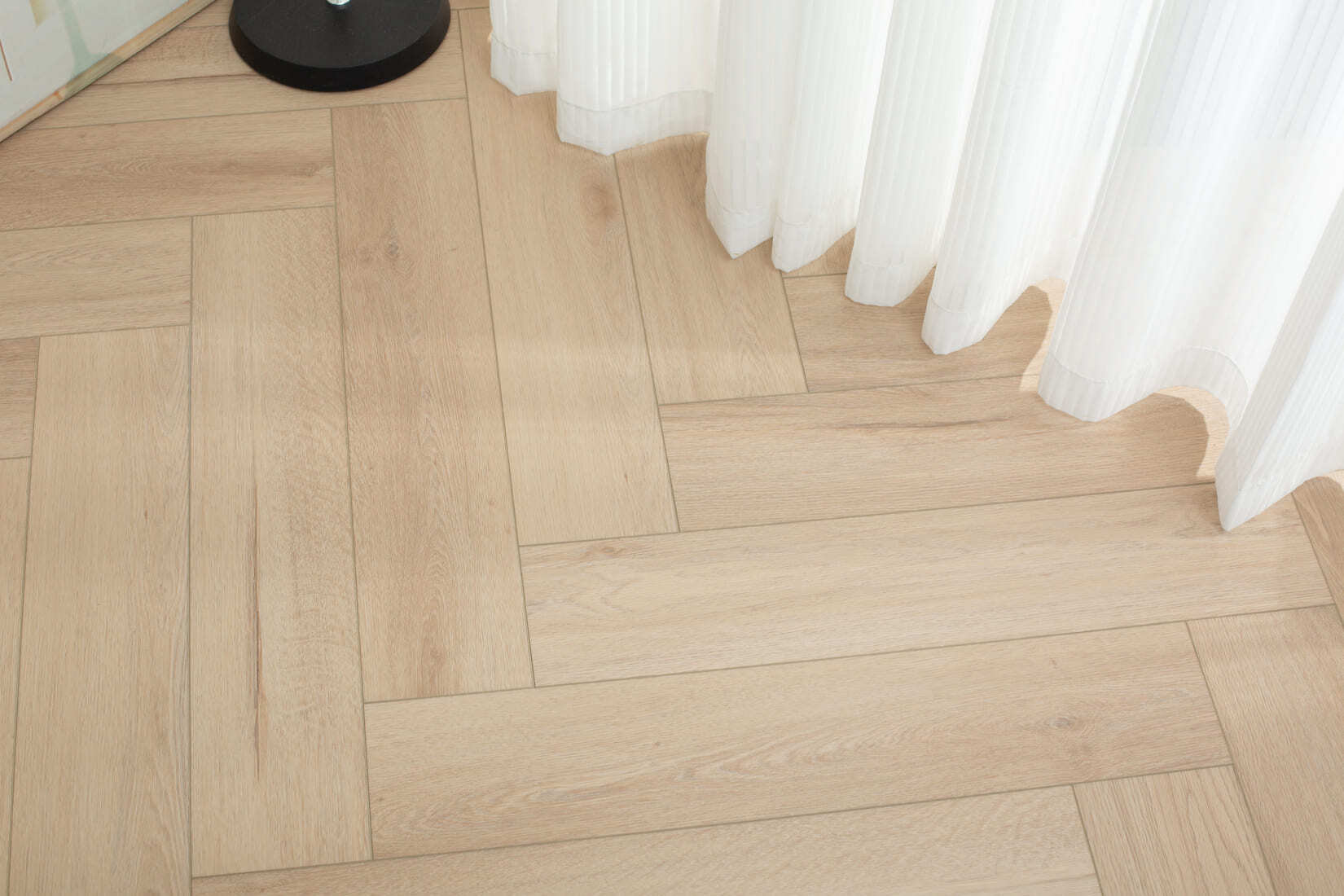 Плитка SPC "OneFloor" 3032 А,В  ЁЛКА (640*128*4 мм) — купить в Северодвинске