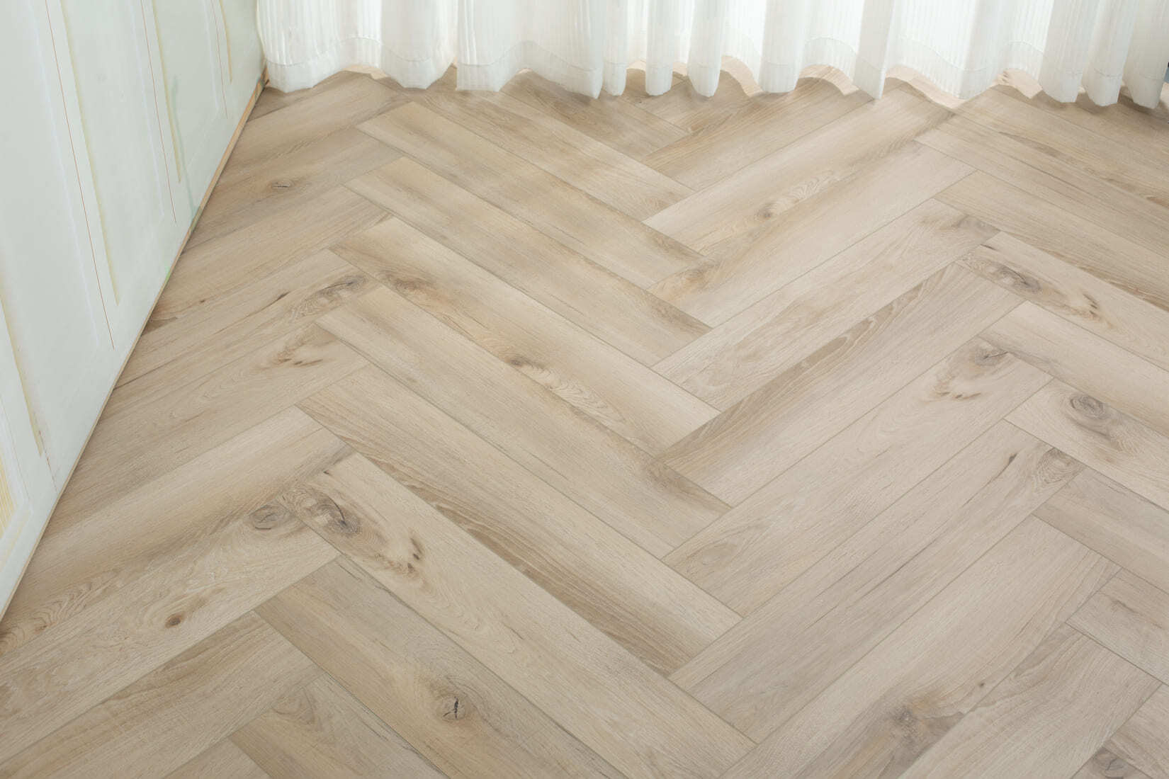 Плитка SPC "OneFloor" 3009 А,В  ЁЛКА (640*128*4 мм) — купить в Северодвинске