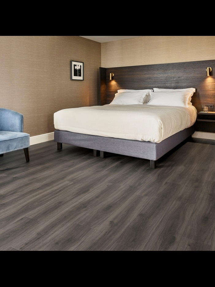 Замковая ПВХ плитка Tradition Oak 890 (1251*189*5 мм) — купить в Северодвинске