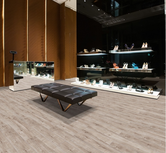 SPC ламинат "Royce" Sense Дуб Кааба 705 (1200*180*4 мм) — купить в Северодвинске