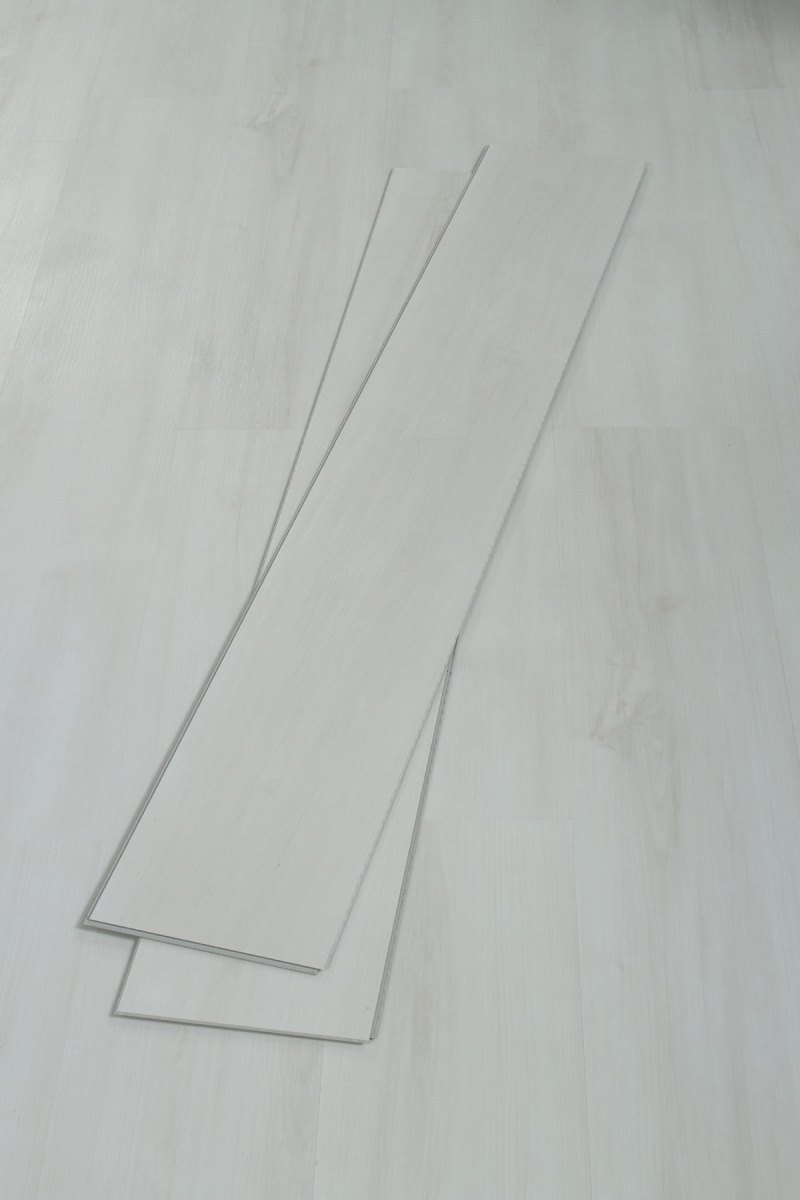 SPC ламинат "OneFloor" ЕСО 8055 (1220*184*4 мм) — купить в Северодвинске