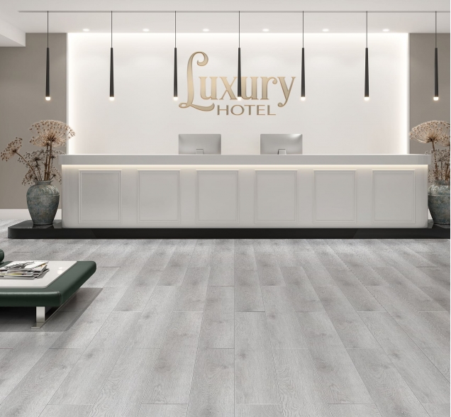 SPC ламинат "Royce" Sense Дуб Дженне 702 (1200*180*4 мм) — купить в Северодвинске