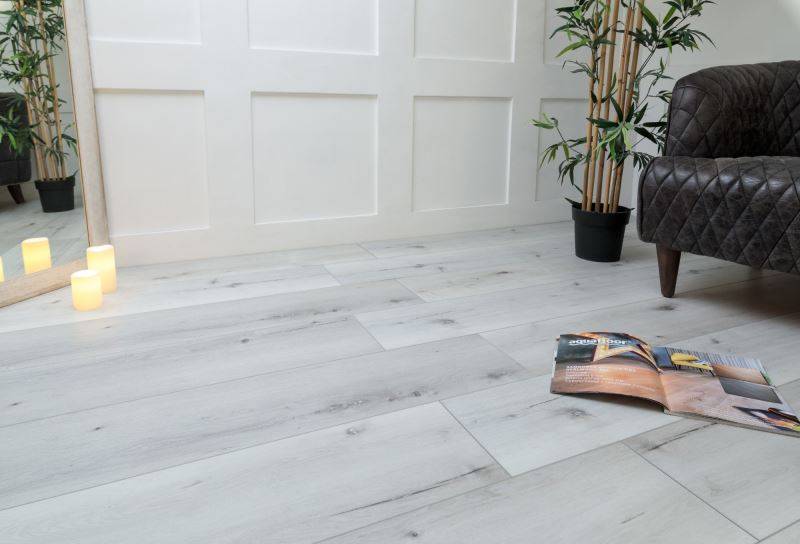 Замковая ПВХ плитка "Aquafloor" AF8006XL (1524*228*8 мм) — купить в Северодвинске