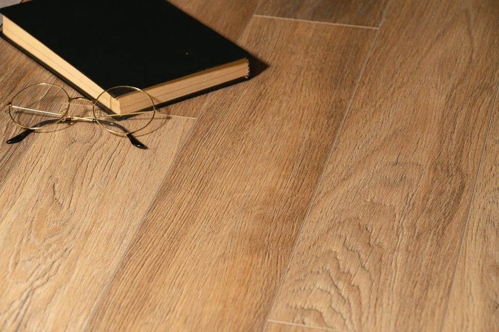 Виниловый ламинат "Bonkeel" Style Дуб Бонди (1200*125*4 мм) — купить в Северодвинске