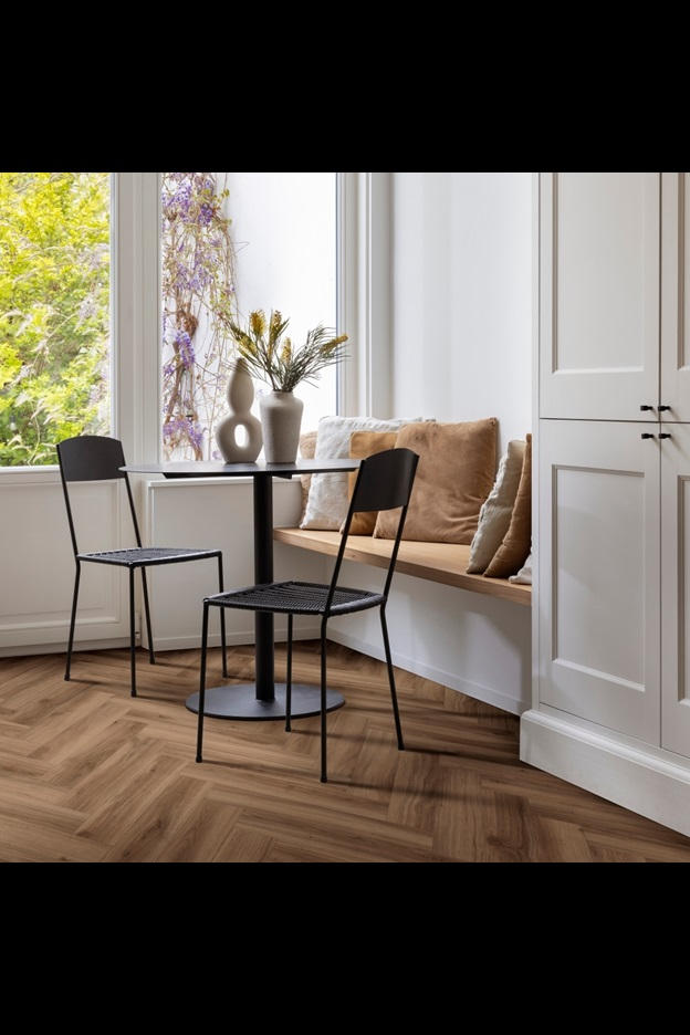 Замковая ПВХ плитка Classic Oak 24844 (630*126*6 мм) — купить в Северодвинске