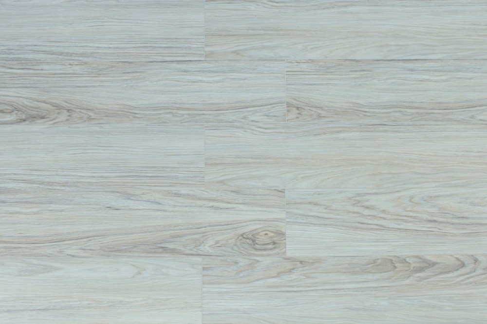 Замковая ПВХ плитка "Art Tile" Клён Жемчужный (1220*152*5 мм) — купить в Северодвинске